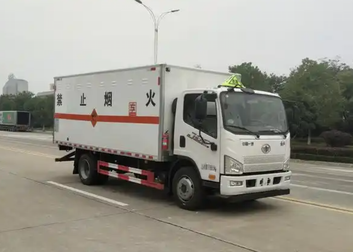 孟连爆破器材运输车可以上高速吗？